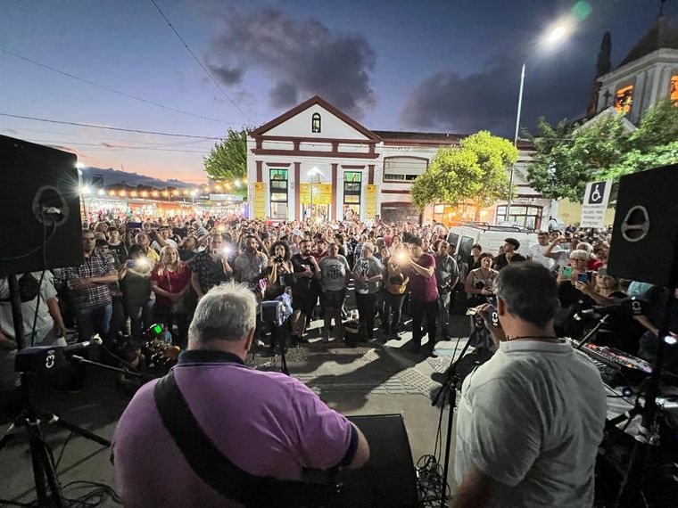 Octava luna de "La Peñita" de Cadena 3.