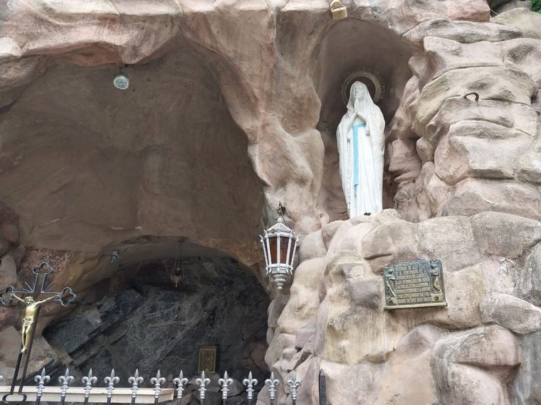 FOTO: Virgen de Lourdes