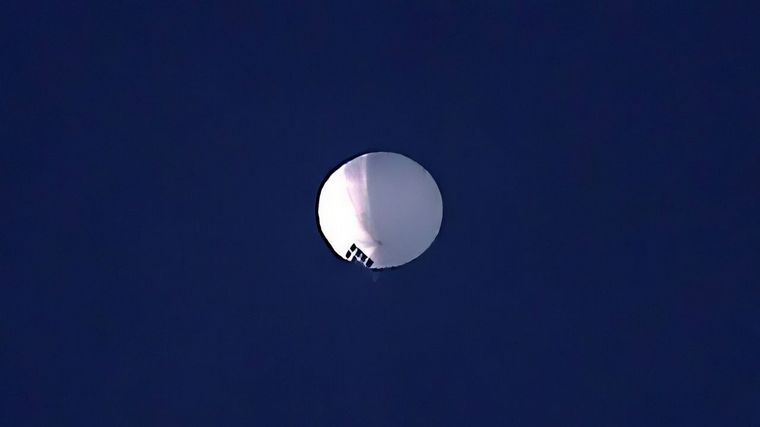 FOTO: El globo que sobrevuela el espacio aéreo de EE.UU. es de China.
