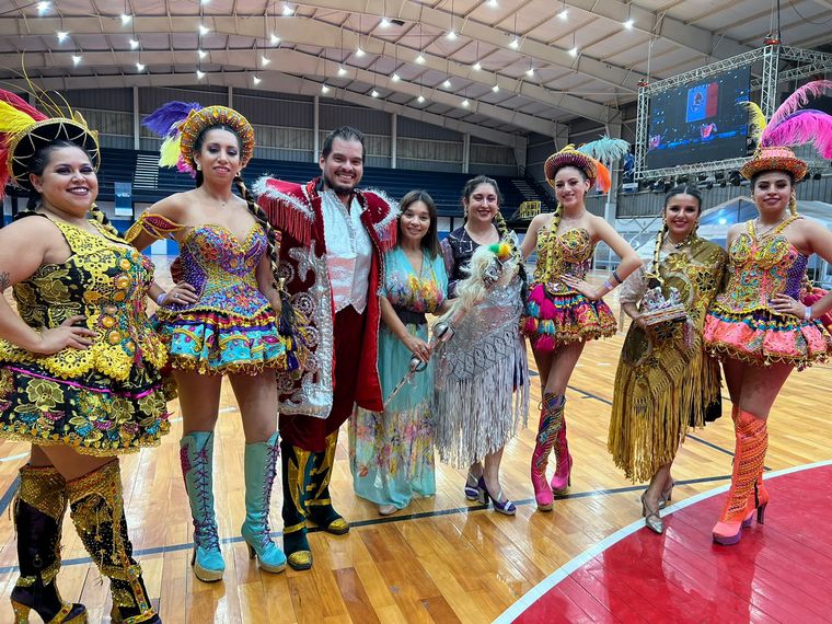 Alta Gracia vivió la tercera noche del Festival de las Colectividades.