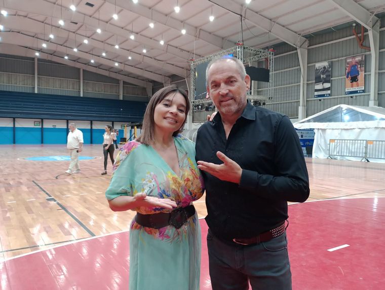 Alta Gracia vivió la tercera noche del Festival de las Colectividades.