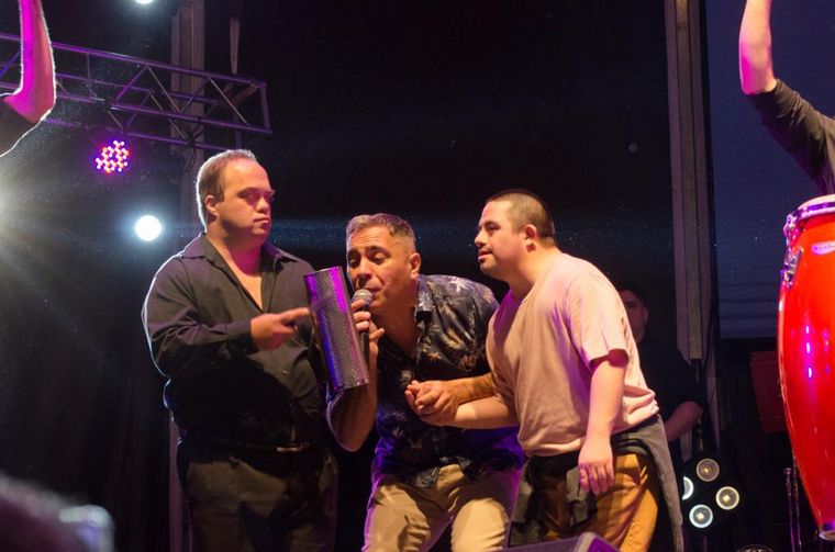 Alta Gracia vivió la tercera noche del Festival de las Colectividades.