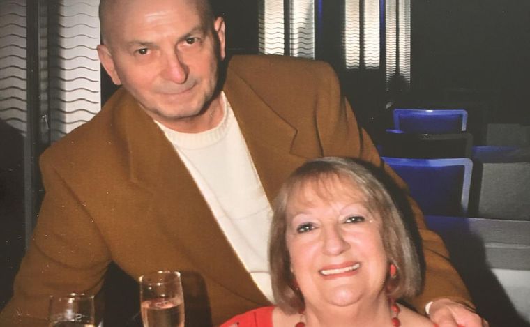 Juan y Mercedes viven en Estados Unidos desde hace 40 años.