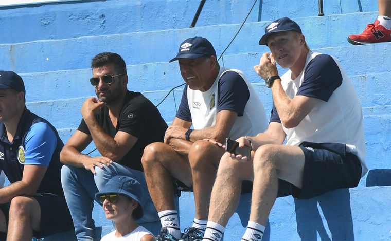 Miguel Russo prepara variantes y un cambio de esquema para enfrentar a Arsenal.