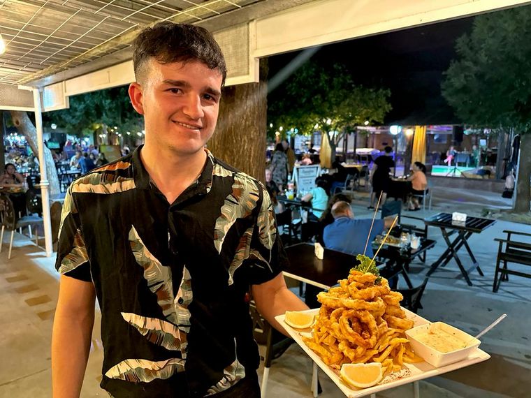 Pomodoro, un restaurante que vale la pena conocer en Miramar de Ansenuza.