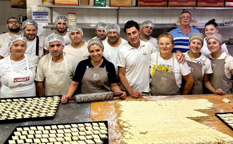 FOTO: Panificadora Manjares, 30 años fabricando los mejores panes y pastas de Arroyito.