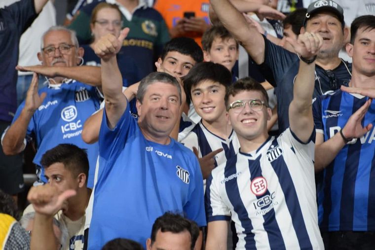 Los hinchas del
