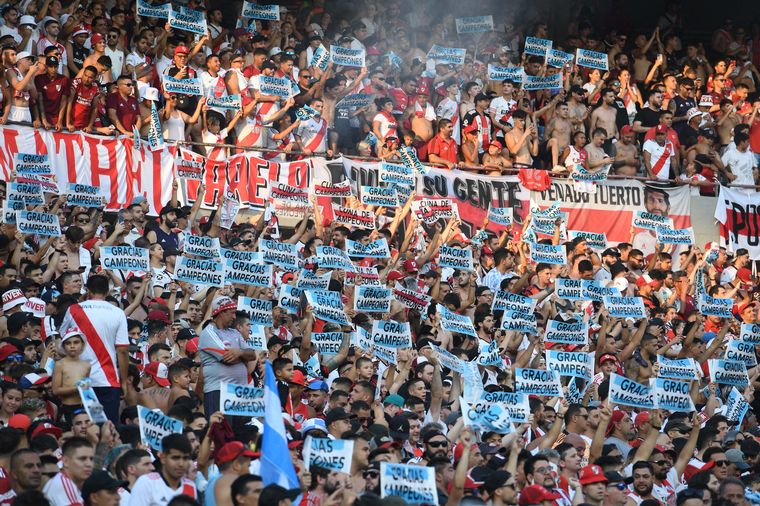 River Homenajeó A Los Campeones Del Mundo Con La Presencia De Passarella River Plate