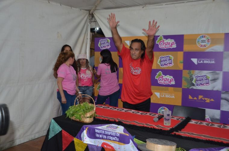 El cierre de la Fiesta de la Chaya, a puro ritmo con Galleguillo y Los Palmeras