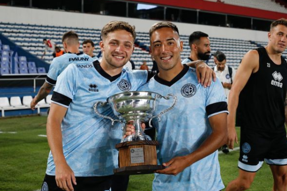 Iván Ortigoza junto con Iván Tapia. (Foto: @ivanortigoza7)