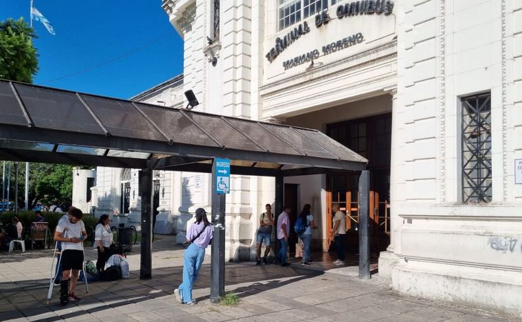 Nueva amenaza de bomba en la terminal: todos los pasajeros debieron ser evacuados.