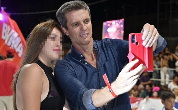 La joven del video con el intendente de Concordia, Cresto, negó haber sido manoseada.