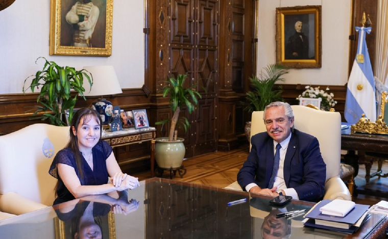 FOTO: Ana Clara Alberdi y Alberto Fernández. (Foto gentileza: Presidencia)