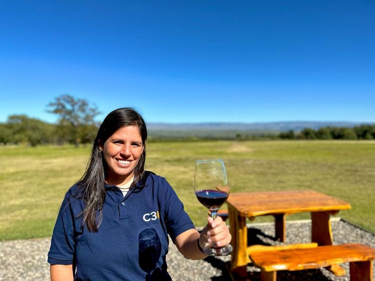 Bodega Familia Furfaro, pionera en Villa Ciudad Parque del camino del vino.