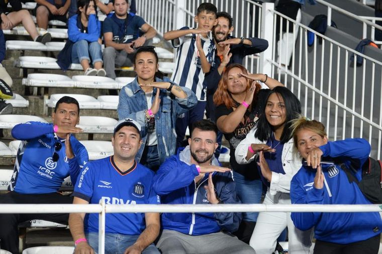 Los hinchas del