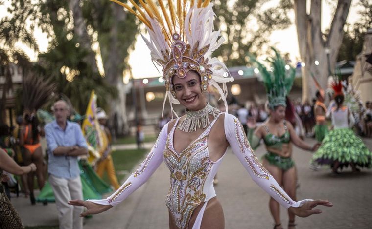 FOTO: El retorno de los carnavales cosecha éxito en Rosario y ya piensan agrandarlo. 