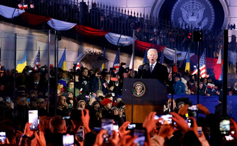 FOTO: Joe Biden ratificó su "inquebrantable" apoyo a Ucrania y criticó a Putin (CNNEE).