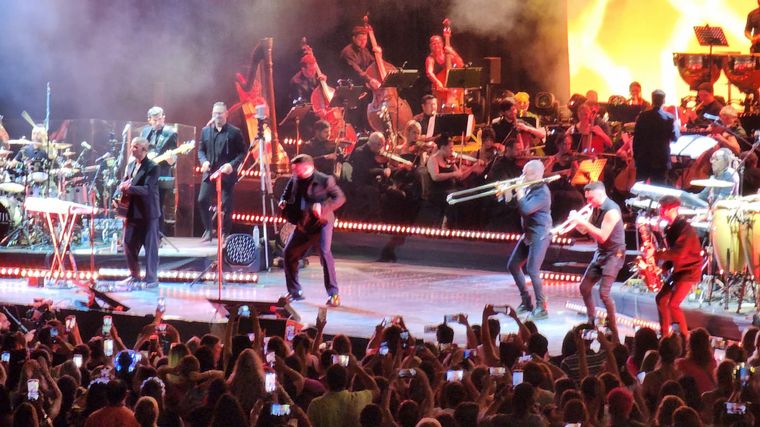 FOTO: Ricky Martin enamora a una multitud en la primera noche extra en Villa María