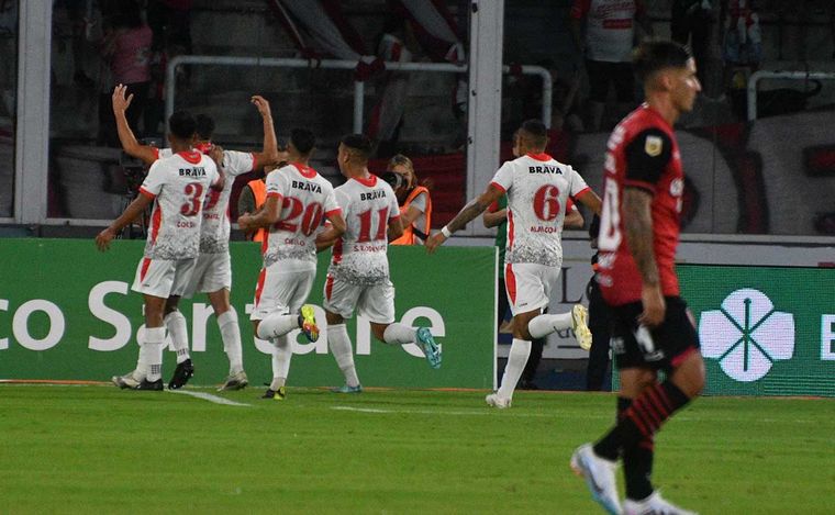 Newell's vs. Instituto. Fecha 5 de la Liga Profesional de Fútbol 2023. 
