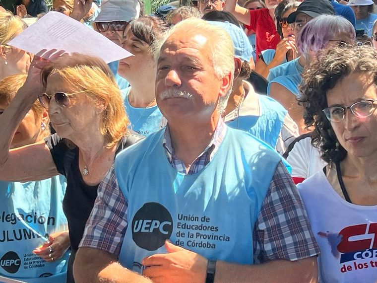 Inicio de clases en Córdoba: prevén alta adhesión al paro en escuelas públicas