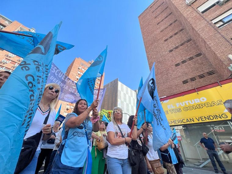 Inicio de clases en Córdoba: prevén alta adhesión al paro en escuelas públicas