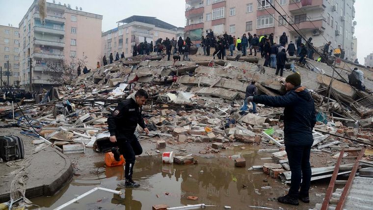 Un nuevo sismo en Turquía dejó al menos una persona muerta