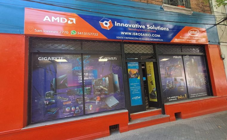 FOTO: Robaron entre 15 a 20 millones de pesos en productos informáticos en Rosario.