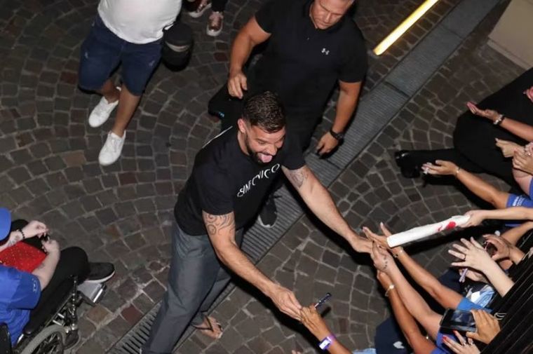 Ricky Martin se reencontró con sus fans de Buenos Aires entre bailes y murgas