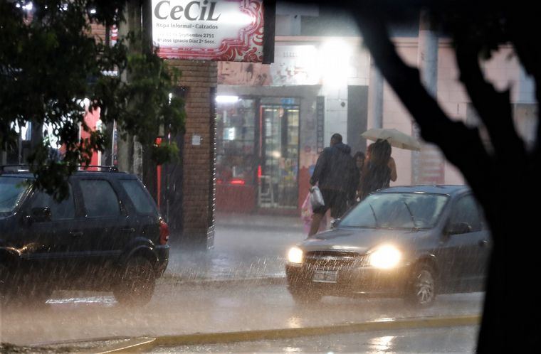 FOTO: El SMN emitió un alerta por tormentas para Córdoba.