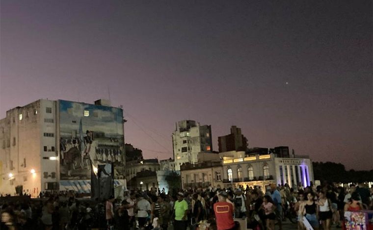 FOTO: El centro de Rosario se volvió a copar por la movilización del Día de la Mujer.