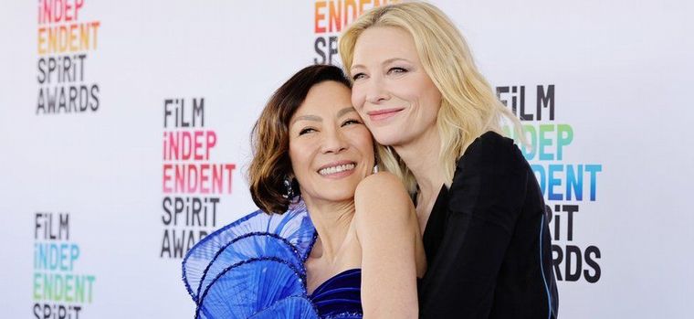 FOTO: Michelle Yeoh hizo una publicación en que comparó su actuación con la de Blanchett.