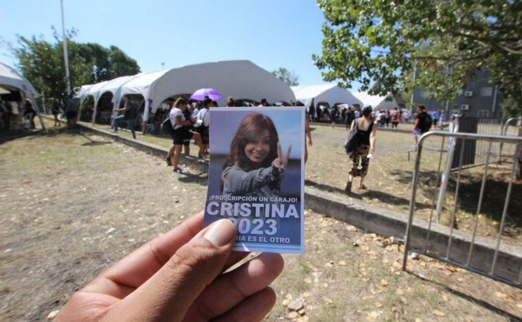FOTO: Comenzó el plenario que busca romper la proscripción de Cristina Kirchner.