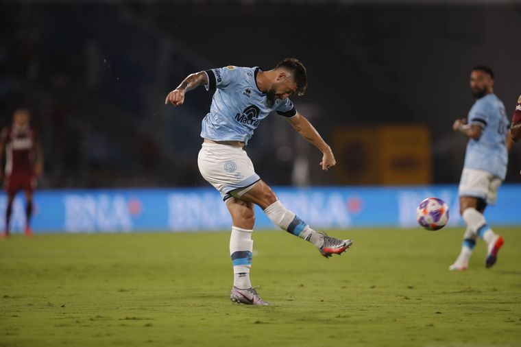 Belgrano y Lanús en el Mario Alberto Kempes.