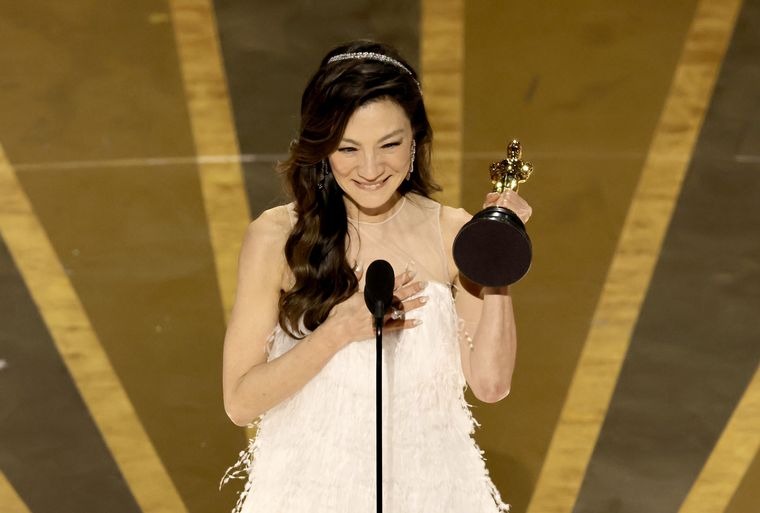 FOTO: Michelle Yeoh se llevó el premio a Mejor Actriz (Foto: Getty Images)