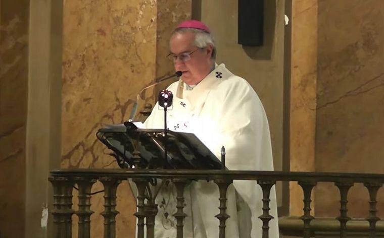 Misa en la Catedral celebrando los 10 años de Francisco como Papa