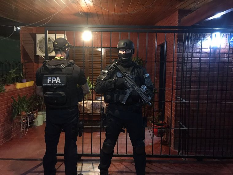 FOTO: 9 detenidos en un operativo antidroga en Córdoba.