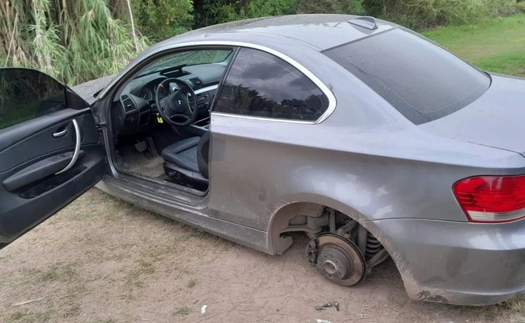FOTO: Preocupación en Colón: la policía halló el BMW de Brian Fernández vandalizado.