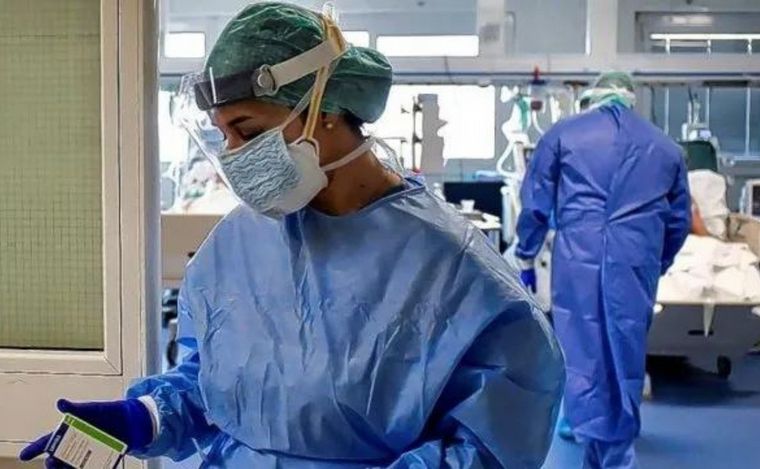 El Gobierno de Santa Fe llegó a un acuerdo de aumento salarial con médicos de Amra.