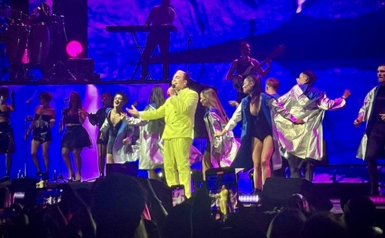 Cristian Castro hizo vibrar a sus fans y los ilusionó: