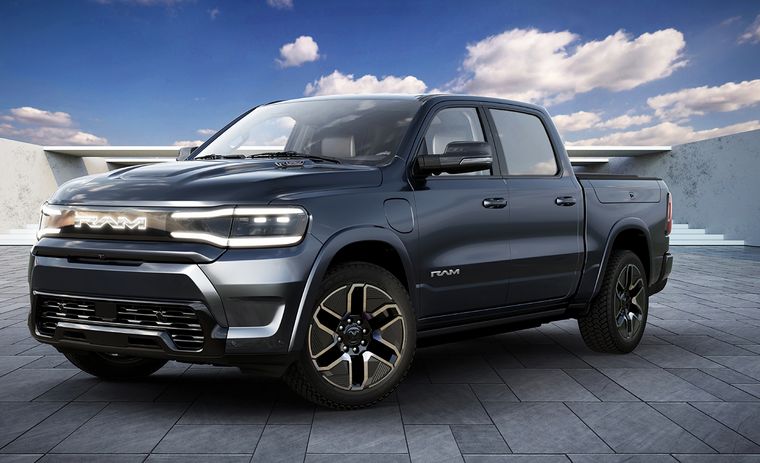 La Ram 1500 REV 2025 totalmente eléctrica se presentó en el Salón de Nueva York.