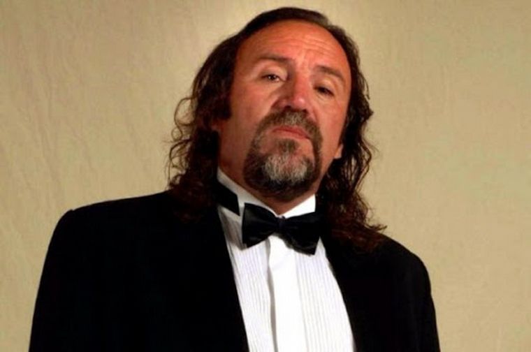 El artista se manifestó por redes sociales tras la acusación de su esposa. 