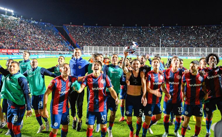 San Lorenzo festejó el triunfo ante Boca.