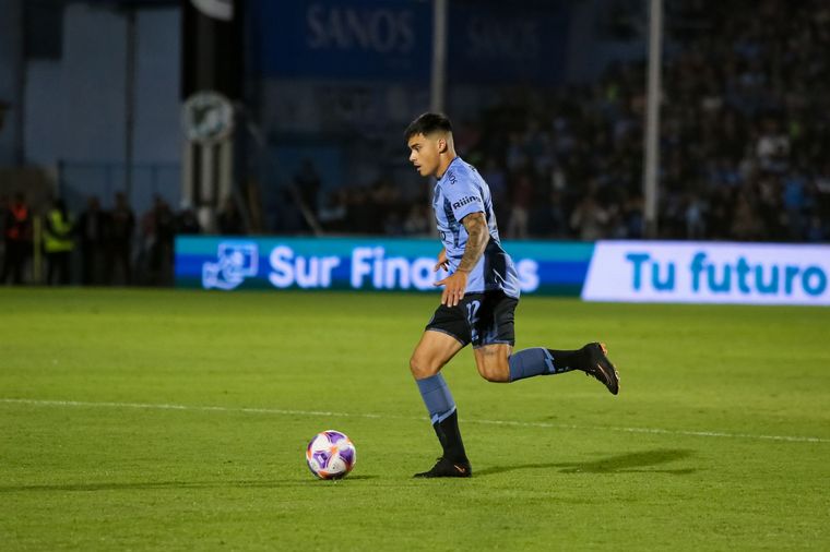 Alex Ibacache se perderá, como mínimo, el próximo encuentro de Belgrano (FOTO: CAB)