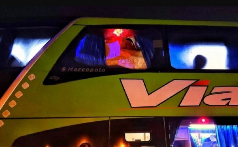 Así quedó el micro tras el ataque.