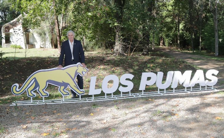 La UAR se diferenció del logo de Los Pumas.