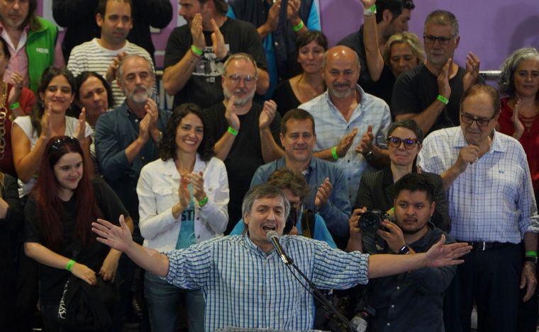 FOTO: Máximo Kirchner pidió por un plan claro 
