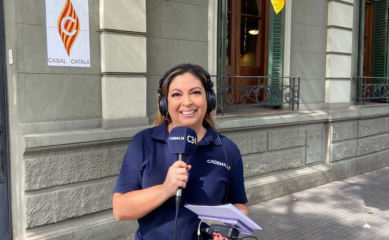 La comunidad catalana en Córdoba celebra el Día de San Jordi.