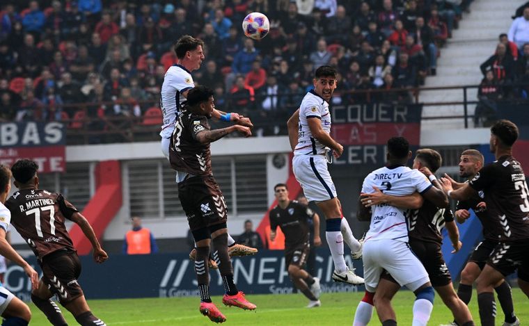 San Lorenzo venció 1-0 a Platense y no le pierde la pisada al líder River
