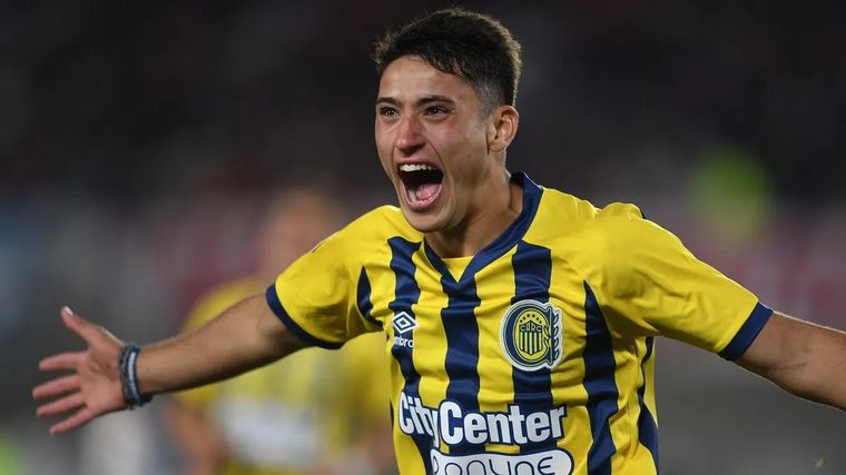 Alejo Véliz fue embestido por un camión cuando se conducía al entrenamiento.