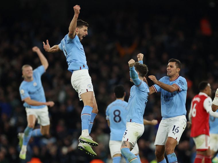 FOTO: Manchester City logró un triunfo vital para sus aspiraciones en la Premier.